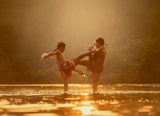 Czy tajski boks i muay thai to to samo?