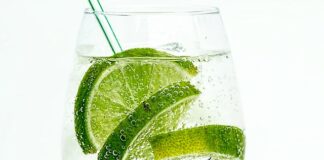 Ile osób rocznie ginie na spadochronie?